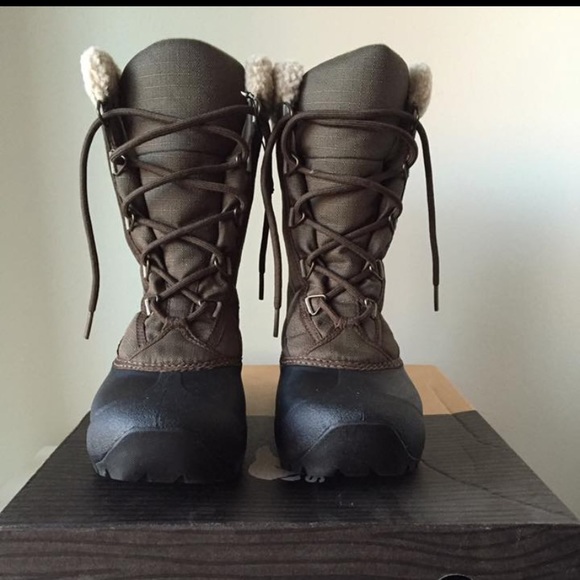 Never worn Sorel women’s winter boots - Picture 4 of 7